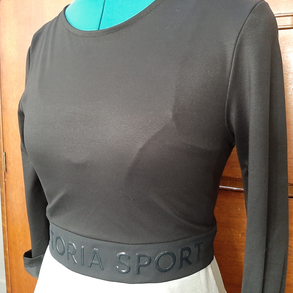 Victoria's Secret Sport Fitted Cropped Arhletic Top -- small